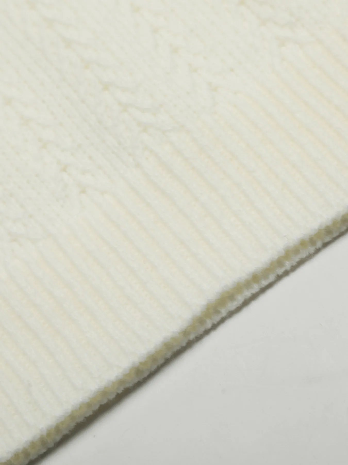 735b4b0d49994e3894bb3148d38fd411-Max-Origin