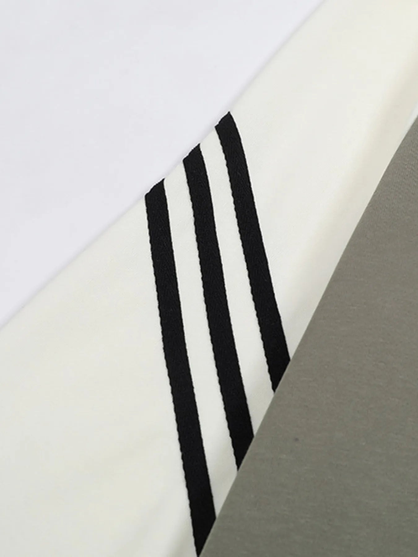 ca9a4e529264474a9864ecad2805443c-Max-Origin