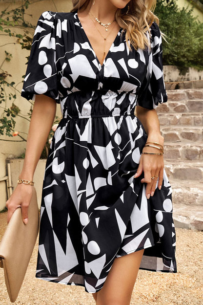 Women's Printed Deep V Puff Sleeve Dress